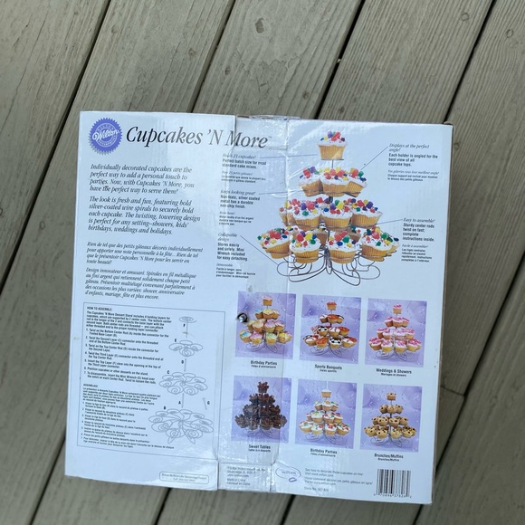 Wilton - Cupcakes N More Dessert Stand - Picture 4 of 12